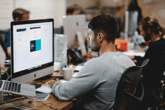 Nearshoring vs. Offshoring – Was ist der Unterschied? Steigern Sie Ihr Geschäft!